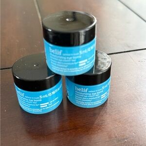 Belif Moisturizing Eye Bomb - Blue
